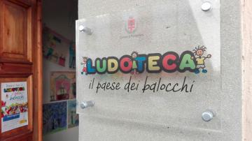 Ludoteca Il paese dei balocchi. Pontassieve Ludoteca Il paese dei balocchi. Pontassieve